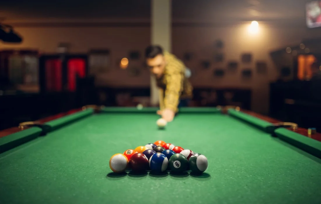 hadapsar-dosti-greenscapes-amenities-pool-table